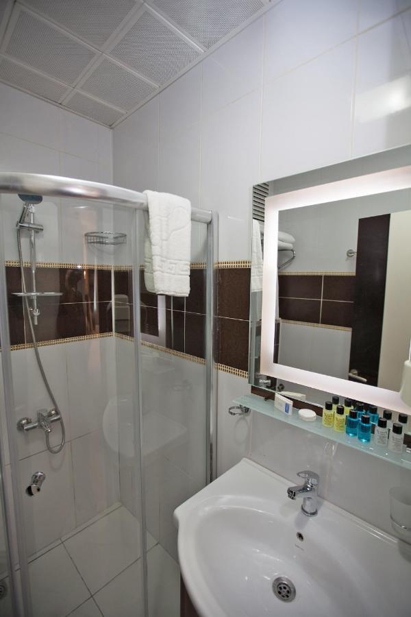 Hotel Bulvar Isztambul Kültér fotó